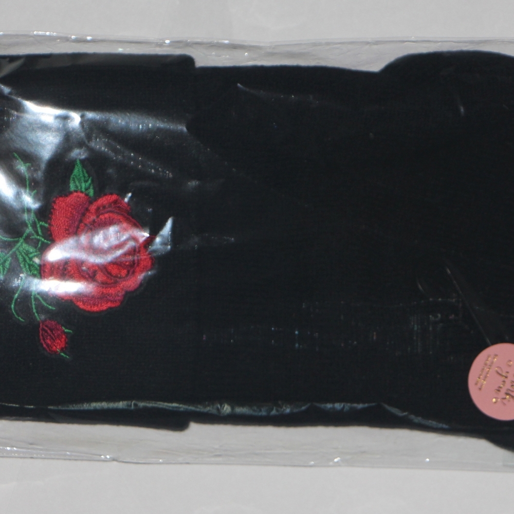 NEW ROSE BEANIE LIMITED STOCK